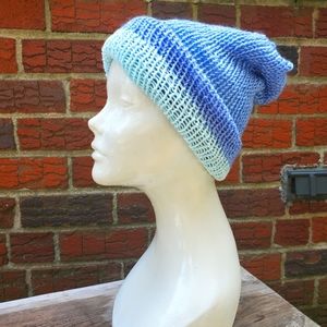 Handmade Hat: knit 2 colors